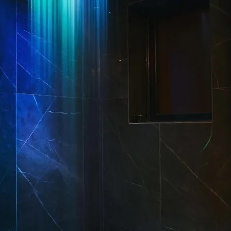 Отель The Vices Йорк